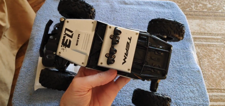How Big Is a 1 16 Scale RC Car